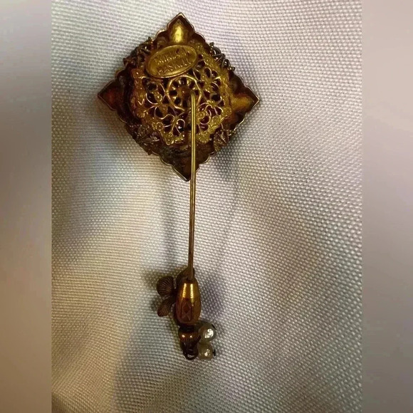 Vintage Very Rare Miriam Haskell Signed Chanel  PIN rare 2.75”perfect condition - Picture 5 of 7